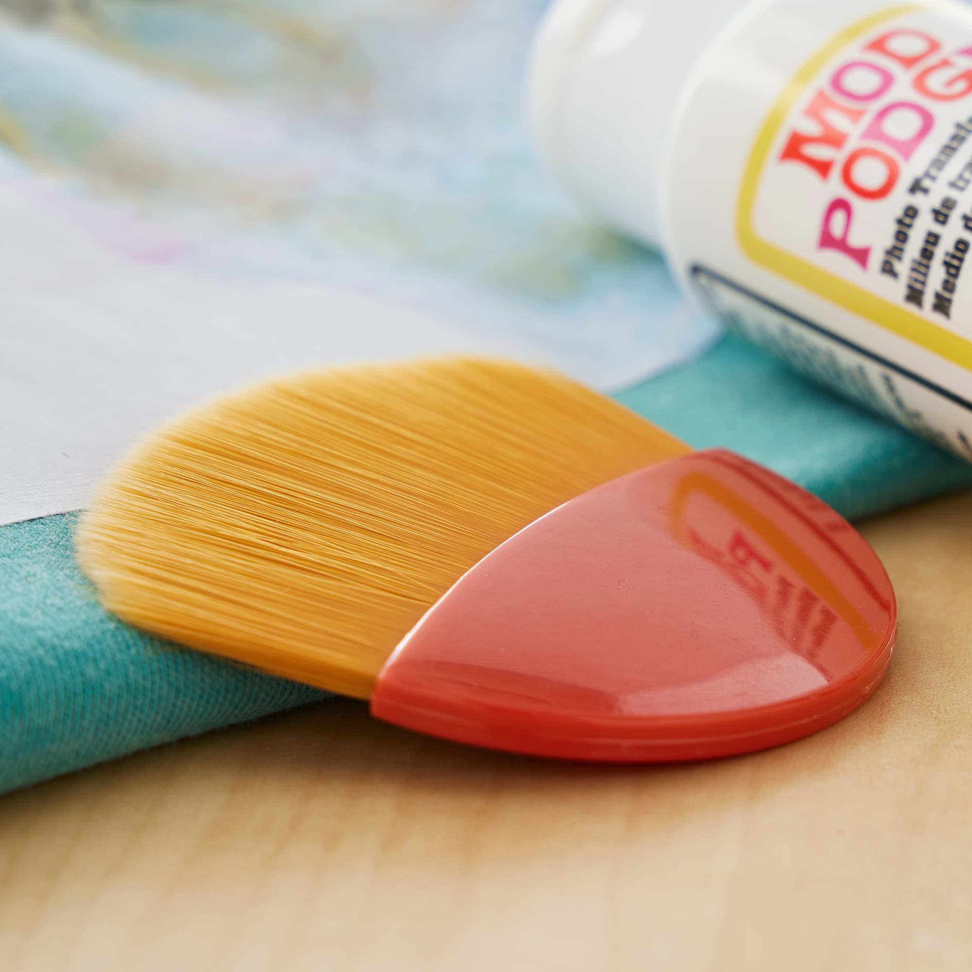 Mod Podge® Brush Applicator